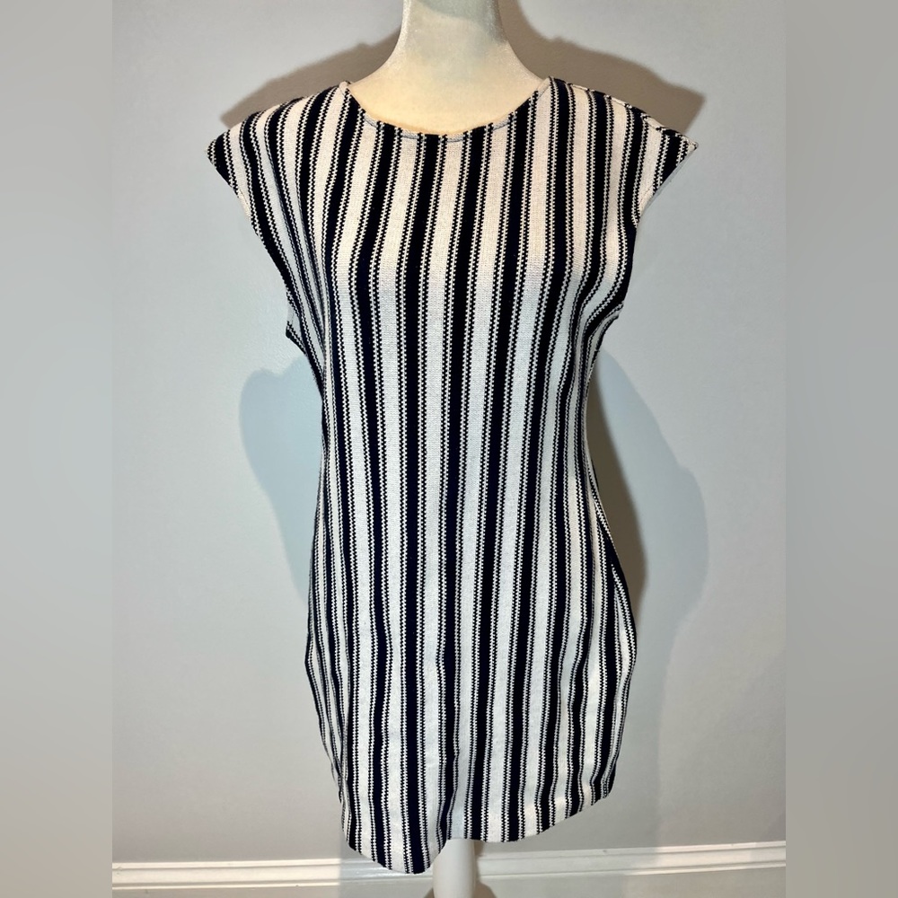 Theory  striped Navy And White Knit Short Sleeve Crew Neck Mini Dress Size Large